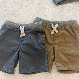 Pair of Cat and Jack boys pull on flat front shorts 4t